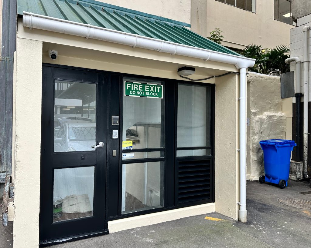 455c0048-edb2-4b60-be8b-eb818daa6113